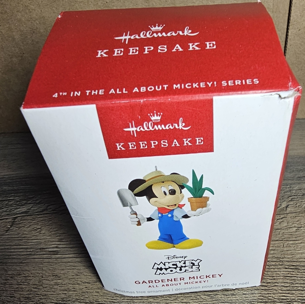 Hallmark Keepsake 2025 Disney All About Mickey! Gardener Mickey Ornament NIB